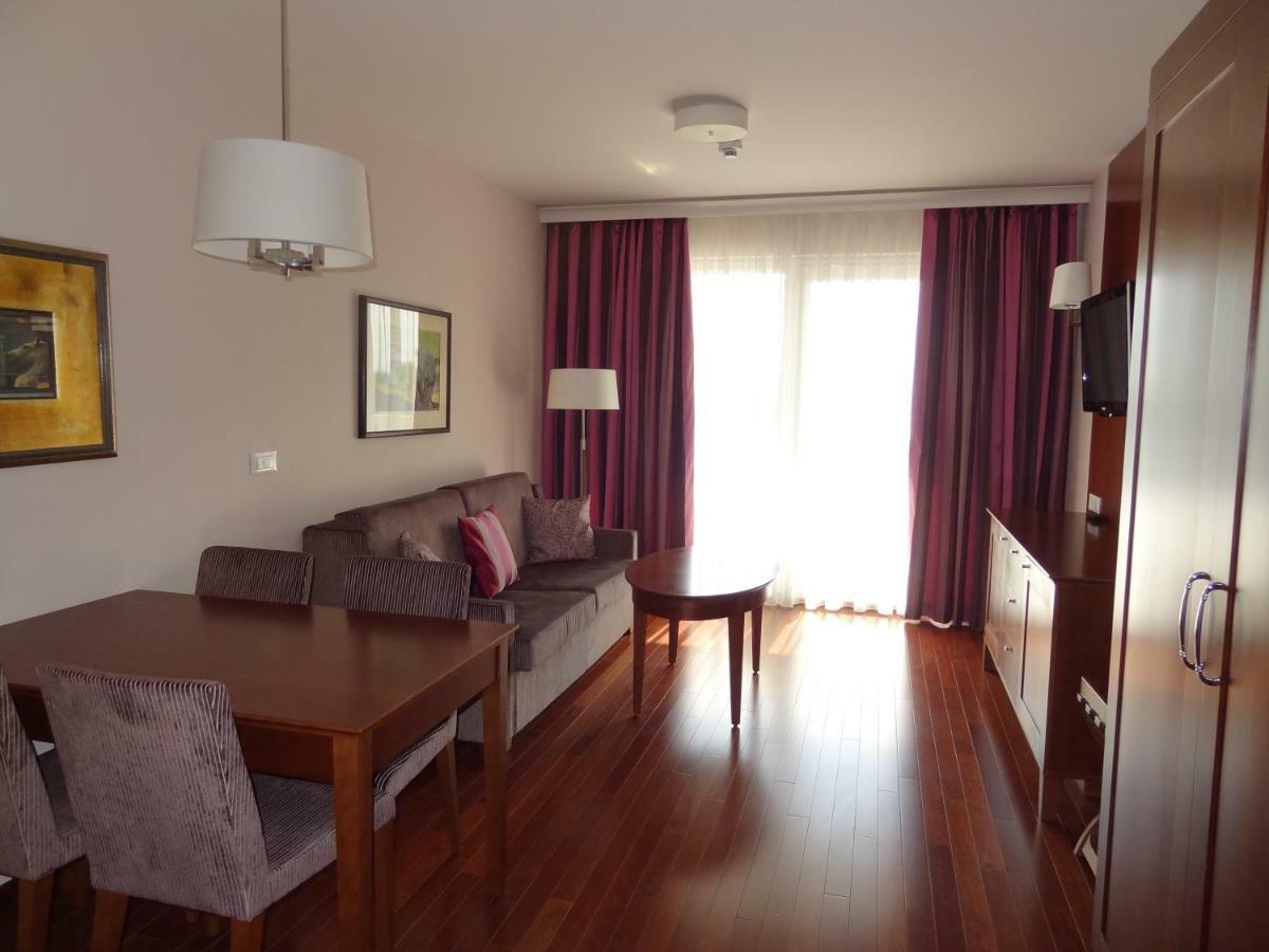 מאקרסקה Apartments Ruza מראה חיצוני תמונה