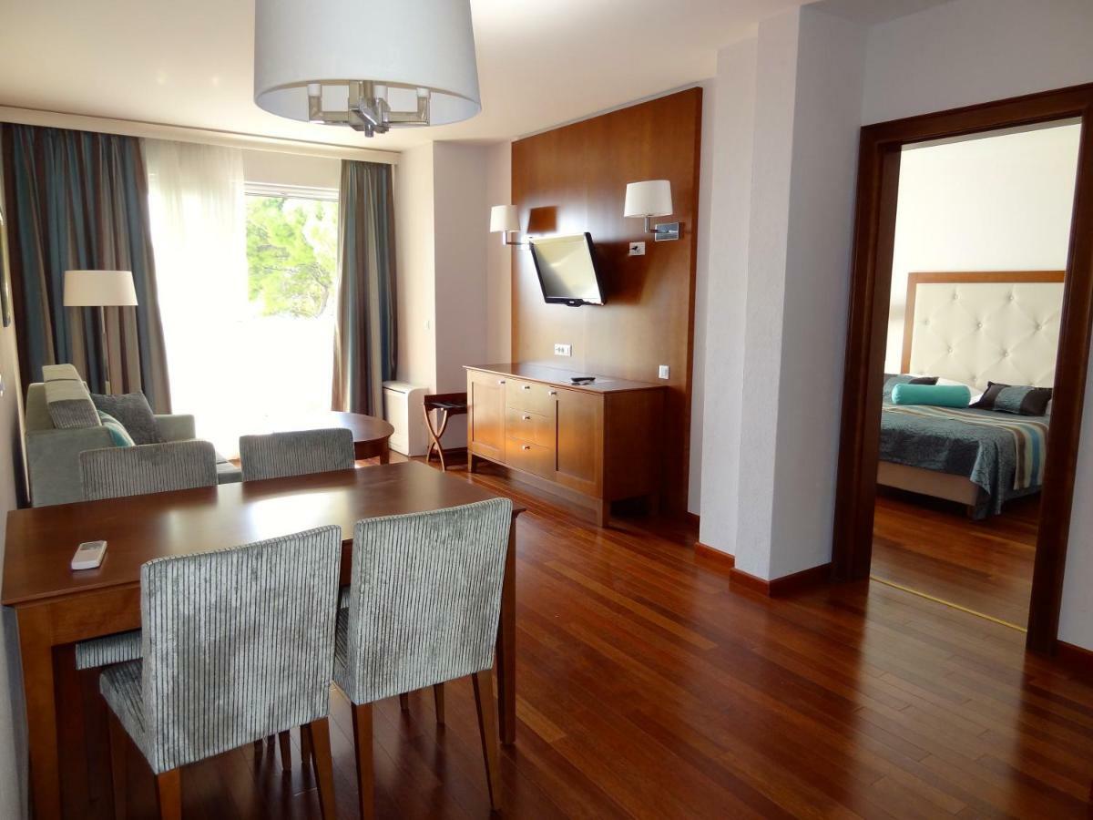 מאקרסקה Apartments Ruza מראה חיצוני תמונה